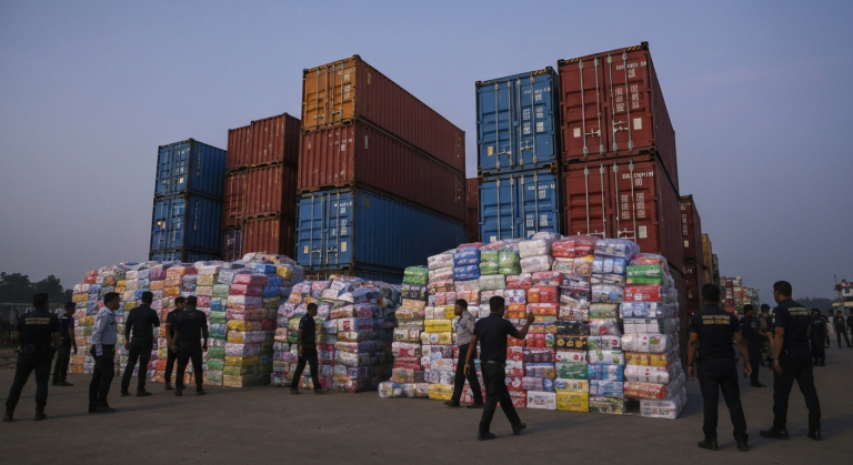 चिनियाँ सामान तस्करी