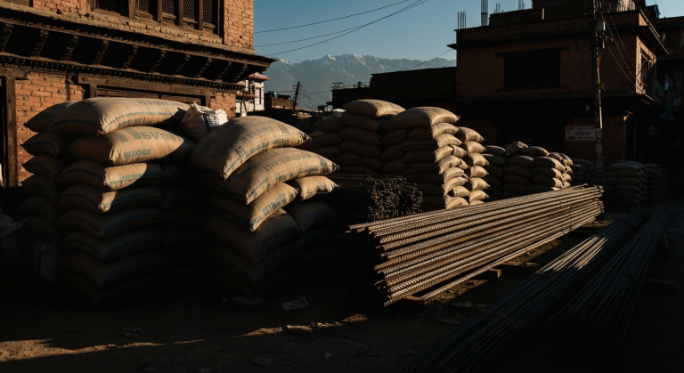 निर्माण सामग्री मूल्यवृद्धि