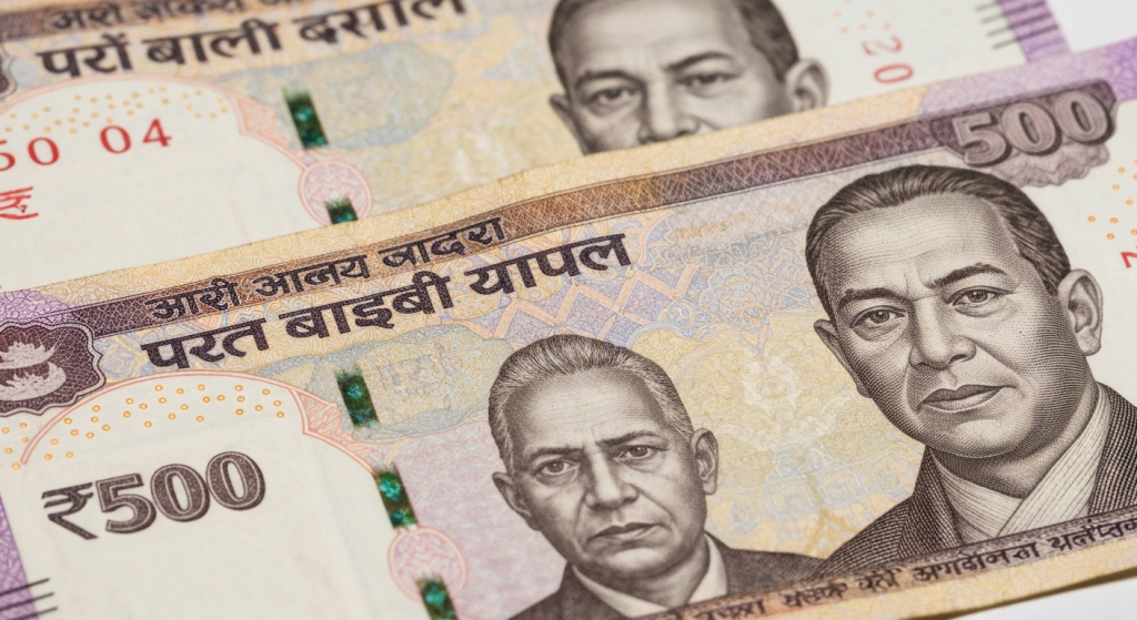 नयाँ नोट चलनचल्ती